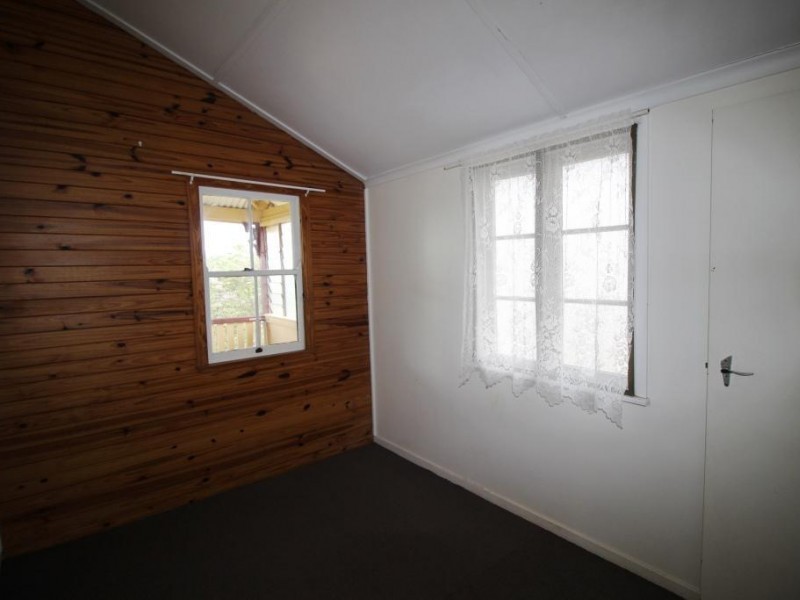 15 Crescent Road, Gympie QLD 4570