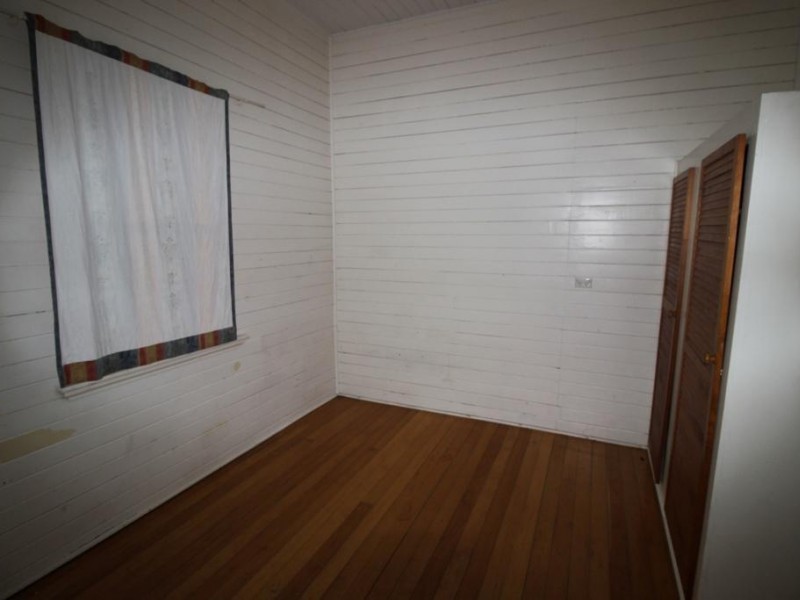 15 Crescent Road, Gympie QLD 4570