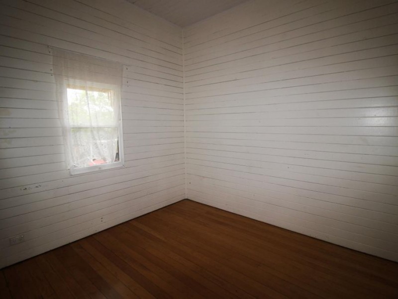 15 Crescent Road, Gympie QLD 4570