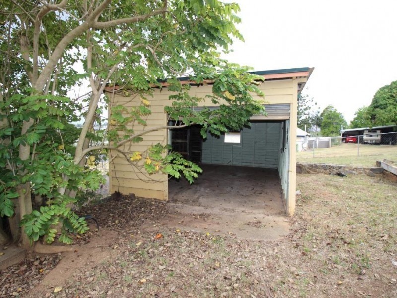 15 Crescent Road, Gympie QLD 4570