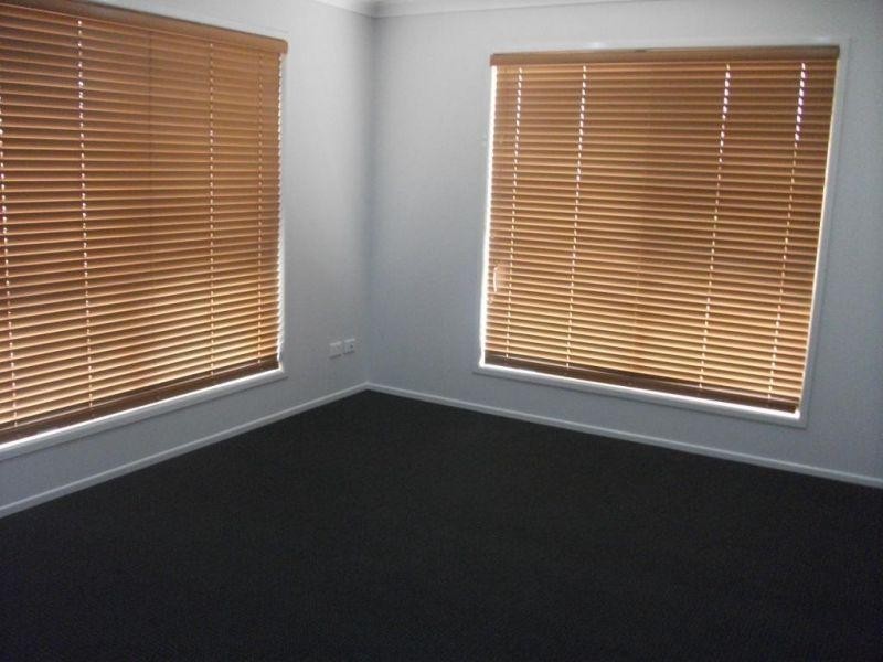 25 Premier Avenue, Jones Hill QLD 4570