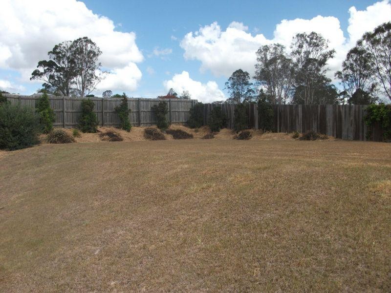 25 Premier Avenue, Jones Hill QLD 4570