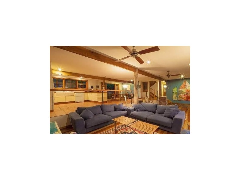 196 Nandroya Rd, Cooroy QLD 4563