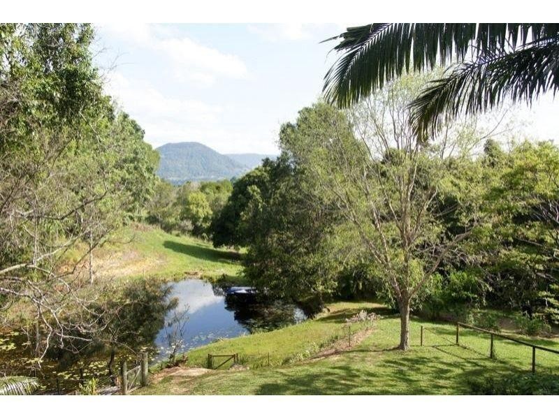 196 Nandroya Rd, Cooroy QLD 4563