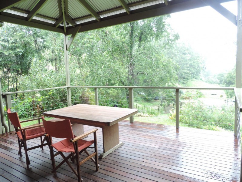 196 Nandroya Rd, Cooroy QLD 4563