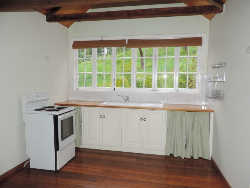 196 Nandroya Rd, Cooroy QLD 4563