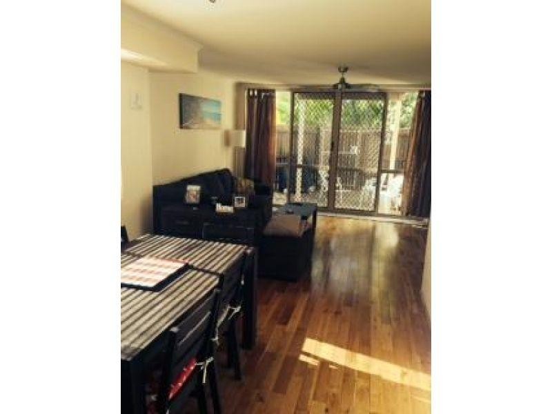 9/14 Sobraon St, Sunrise Beach QLD 4567