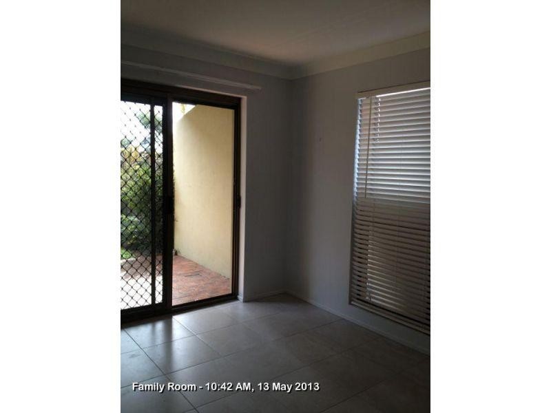 1/13 Ventura St, Sunrise Beach QLD 4567