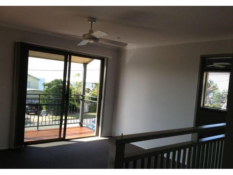 1/13 Ventura St, Sunrise Beach QLD 4567