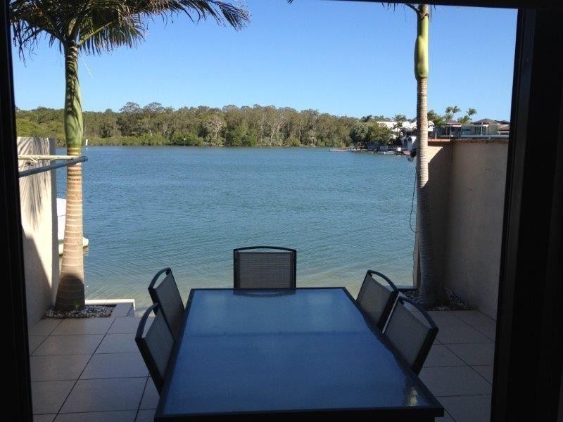 2/6 Peza, Noosaville QLD 4566