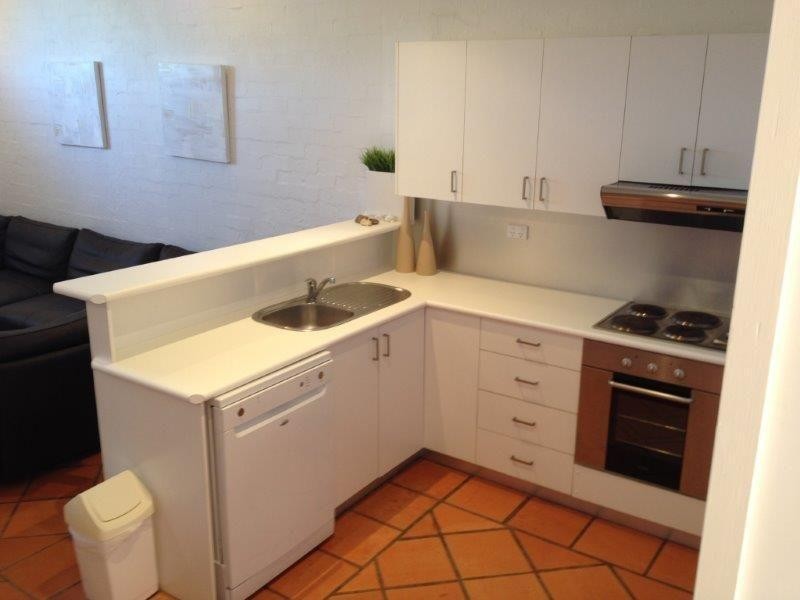 2/6 Peza, Noosaville QLD 4566