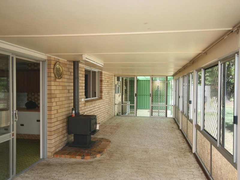 27 Woolgar Road, Southside QLD 4570