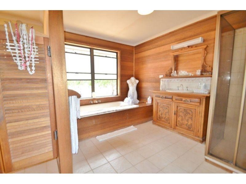 52 Glastonbury Creek Road, Glastonbury QLD 4570