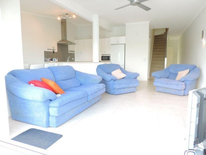 4/5 Sunseeker Close, Noosaville QLD 4566