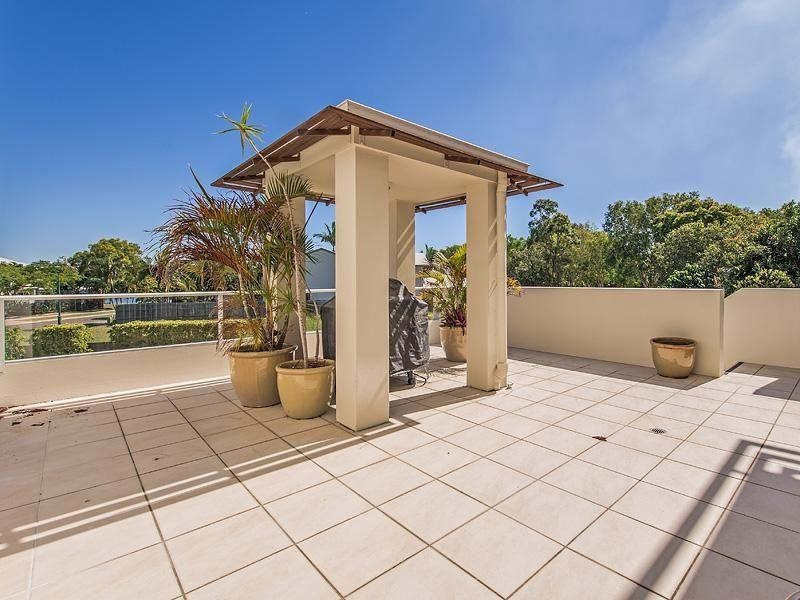 2/16 Sunseeker Close, Noosaville QLD 4566