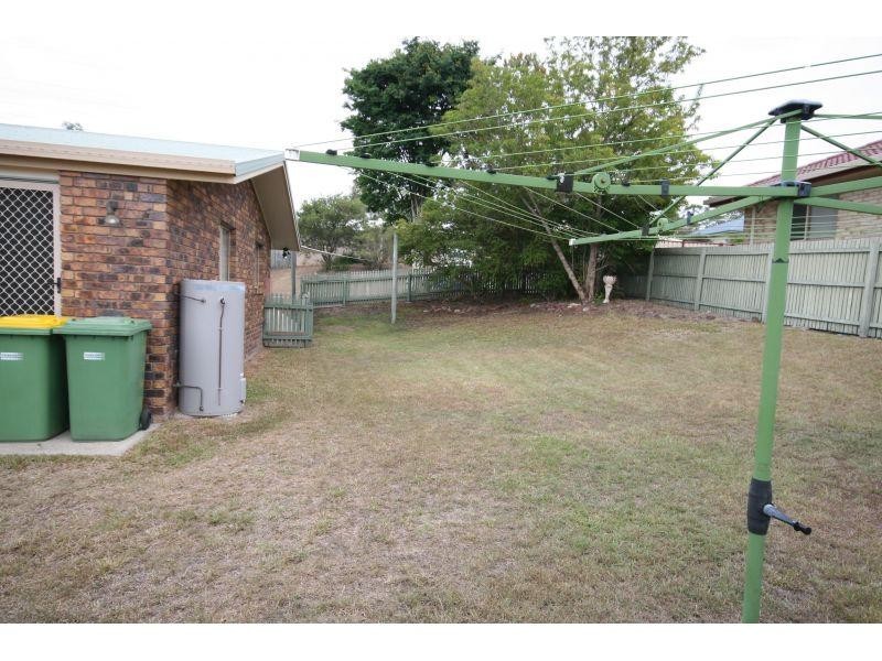 59 Furness Road, Southside QLD 4570
