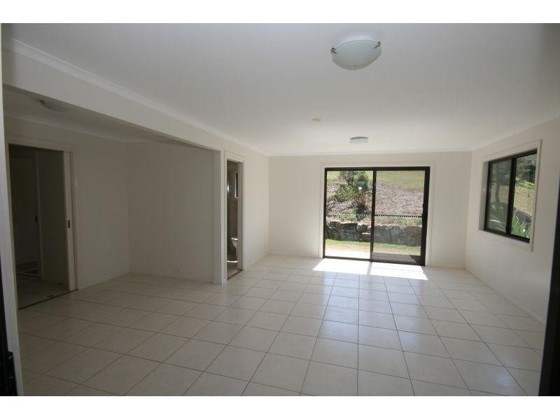 57 Hetherington Road, Chatsworth QLD 4570