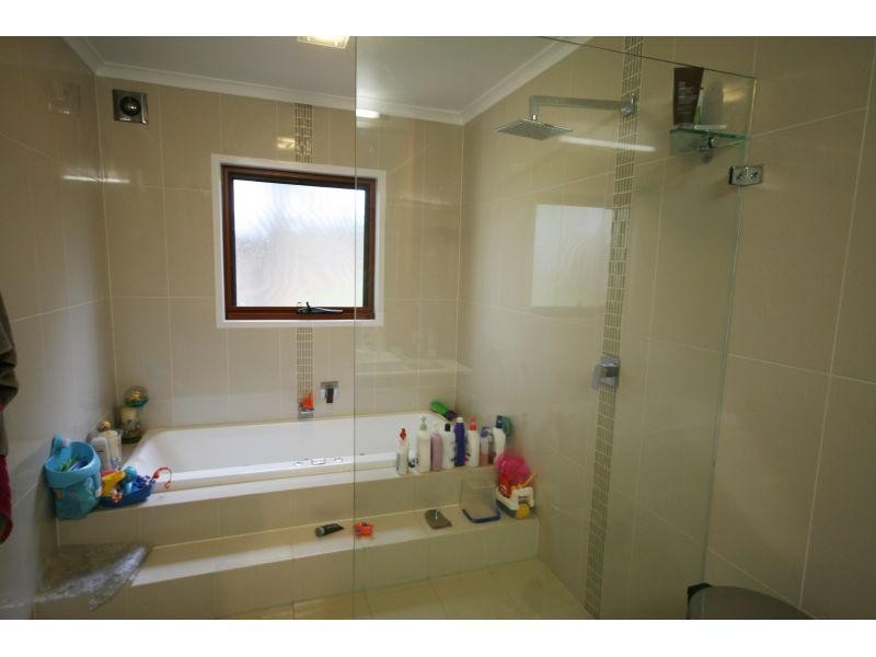 10 Parsons Rd, Gympie QLD 4570