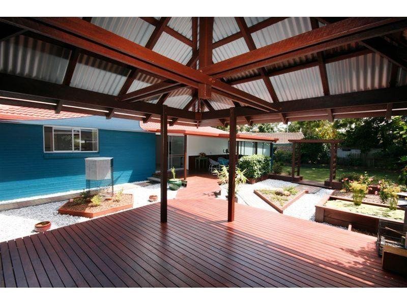 13 Koel St, Noosaville QLD 4566