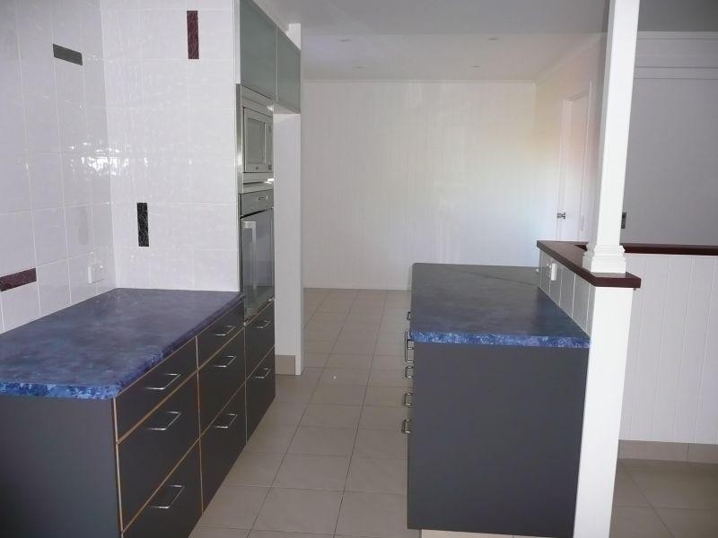 13 Koel St, Noosaville QLD 4566