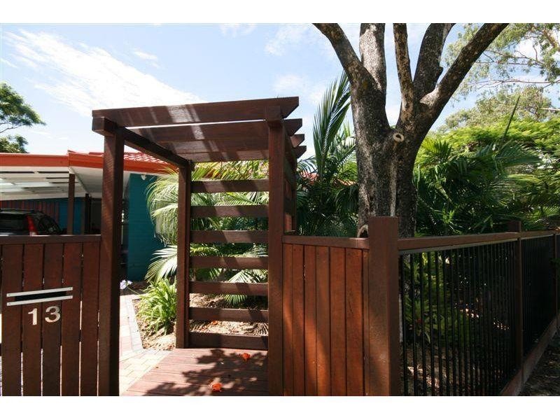 13 Koel St, Noosaville QLD 4566