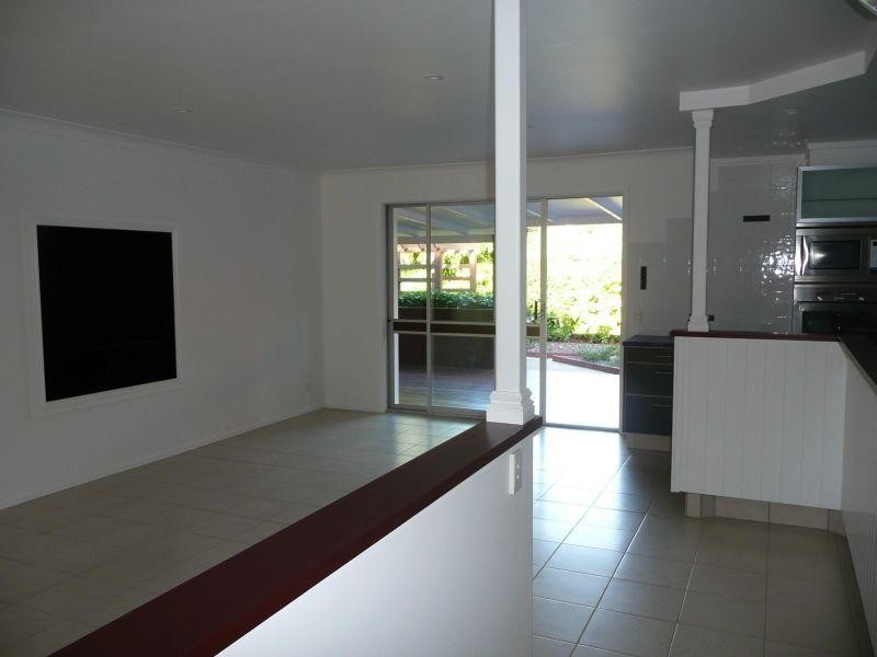 13 Koel St, Noosaville QLD 4566