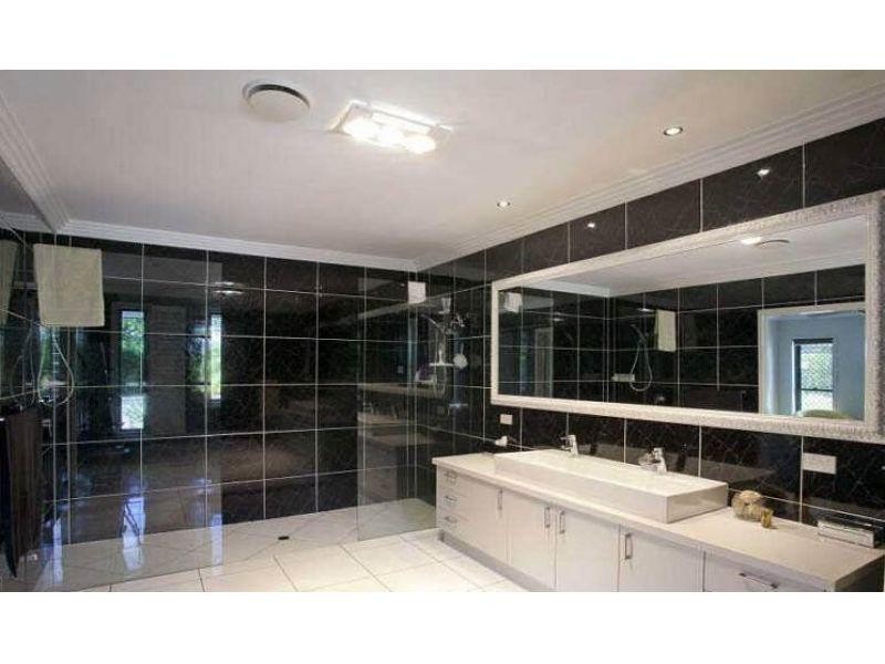 1 Exford Court, Cooroibah QLD 4565