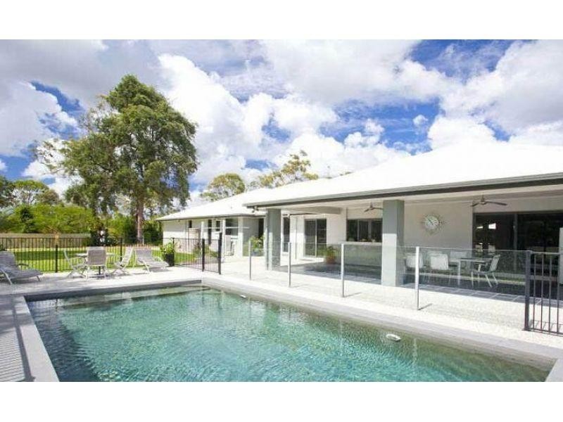 1 Exford Court, Cooroibah QLD 4565