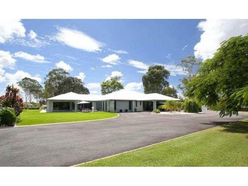 1 Exford Court, Cooroibah QLD 4565