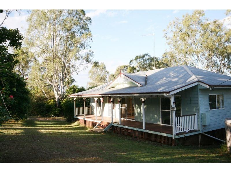 33 Kabi Cres, Widgee QLD 4570