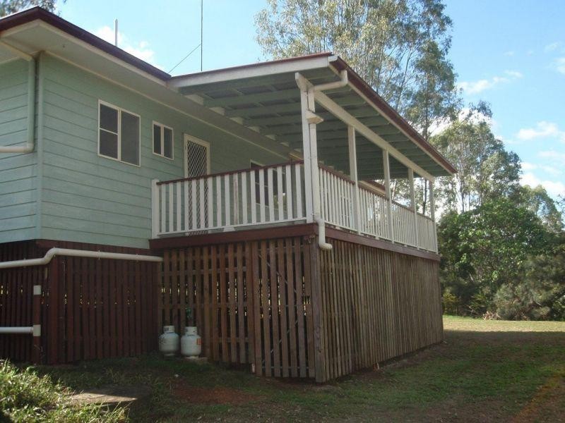 33 Kabi Cres, Widgee QLD 4570