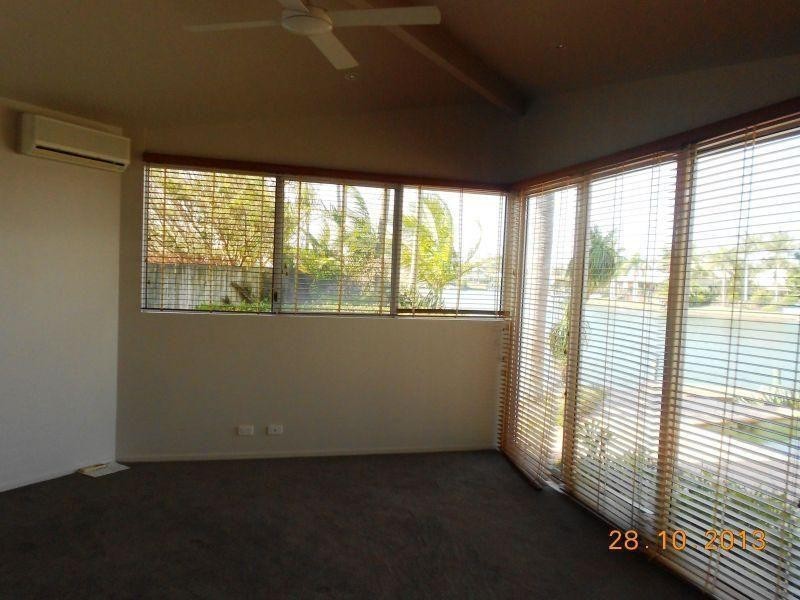 27 Seamount Quays, Noosa Waters QLD 4566