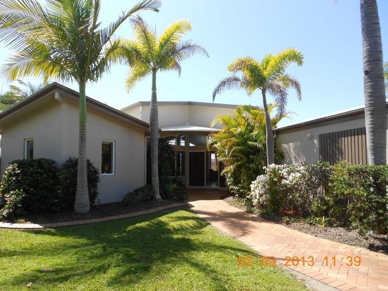 27 Seamount Quays, Noosa Waters QLD 4566