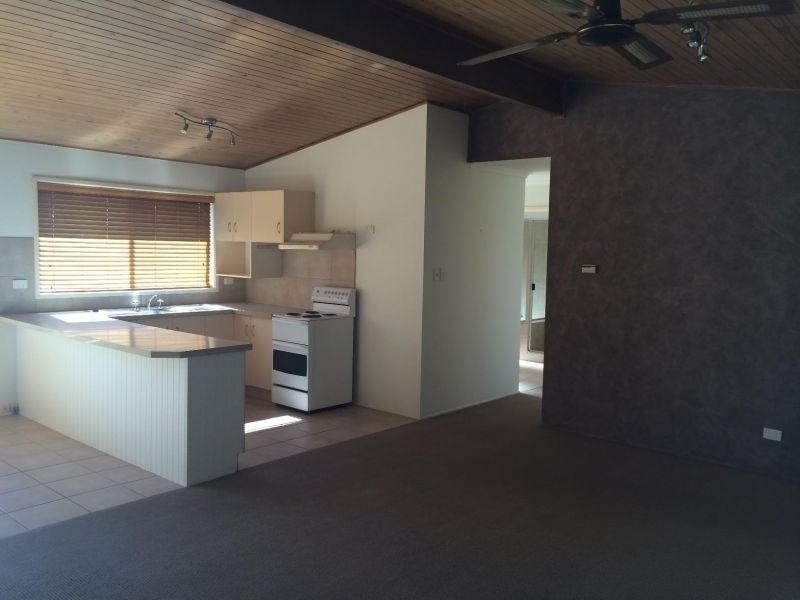 13 McNab St, Tewantin QLD 4565