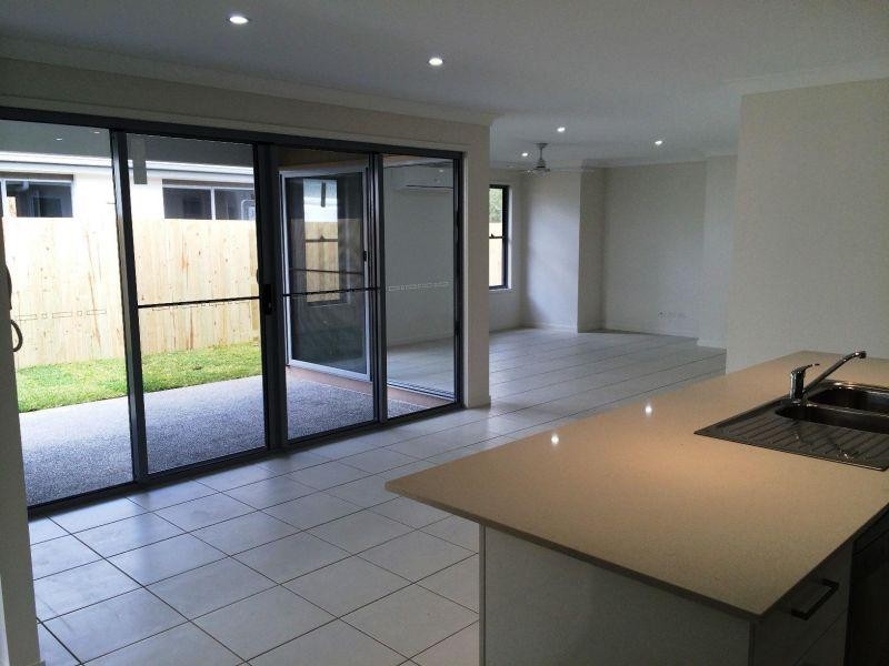 2 Pandorea, Noosaville QLD 4566