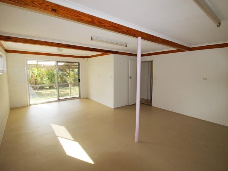 114 Cootharaba Rd, Gympie QLD 4570