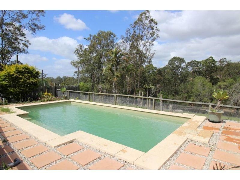 90 Sandy Creek Road, Victory Heights QLD 4570
