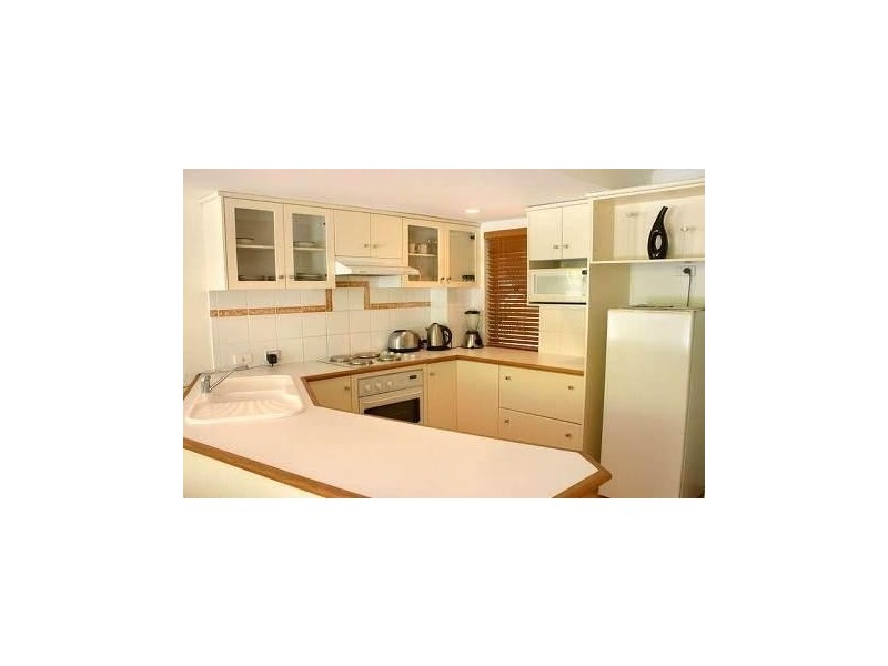2/20 Sunseeker Close, Noosaville QLD 4566