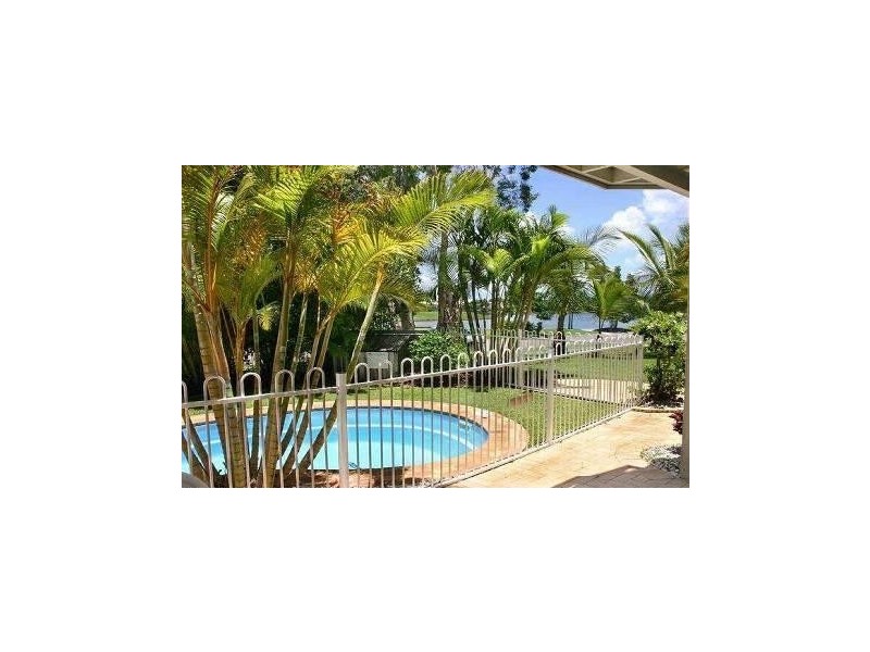 2/20 Sunseeker Close, Noosaville QLD 4566