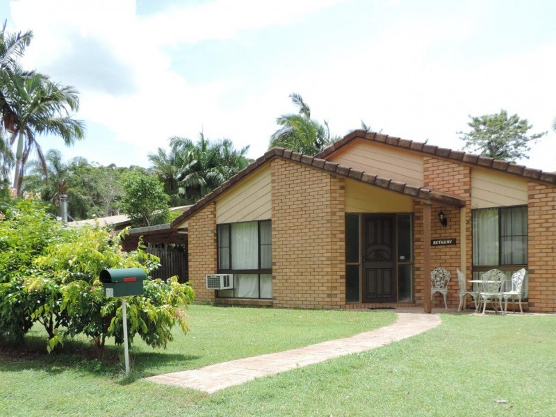 16 Palm Grove Court, Tewantin QLD 4565