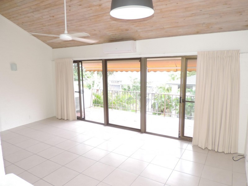 6/16-18 Katharina Street, Noosa Heads QLD 4567