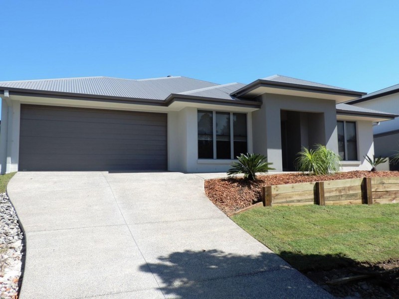12 Smoke Bush Drive, Noosa Heads QLD 4567