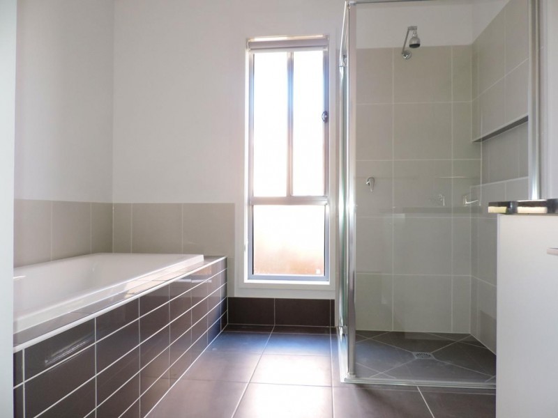 12 Smoke Bush Drive, Noosa Heads QLD 4567