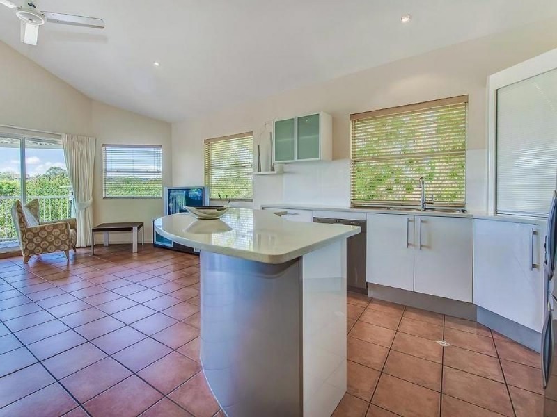 3/11 Russell Street, Noosaville QLD 4566