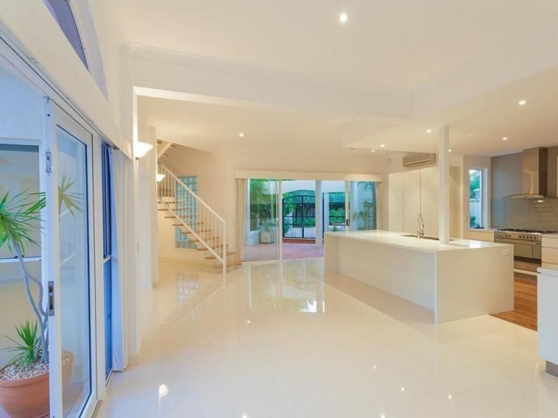 19 Mermaid Quays, Noosaville QLD 4566