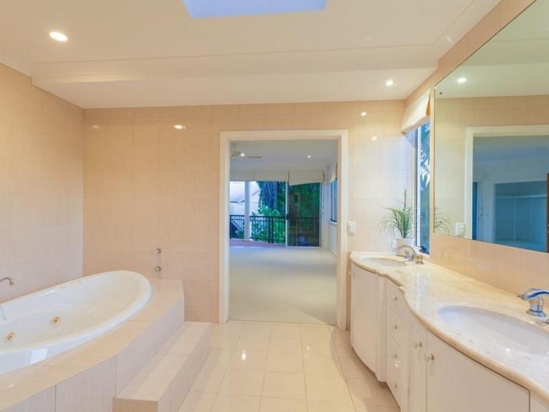 19 Mermaid Quays, Noosaville QLD 4566