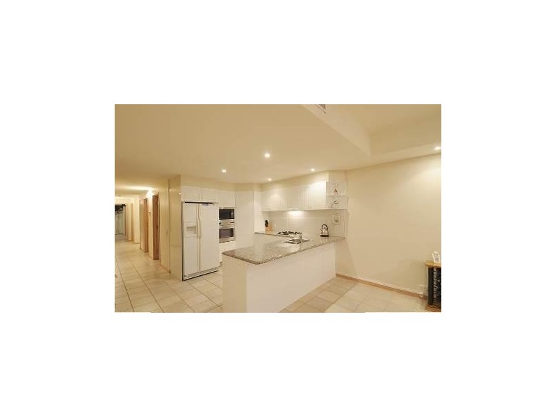 8/2 Blakesley Street, Tewantin QLD 4565