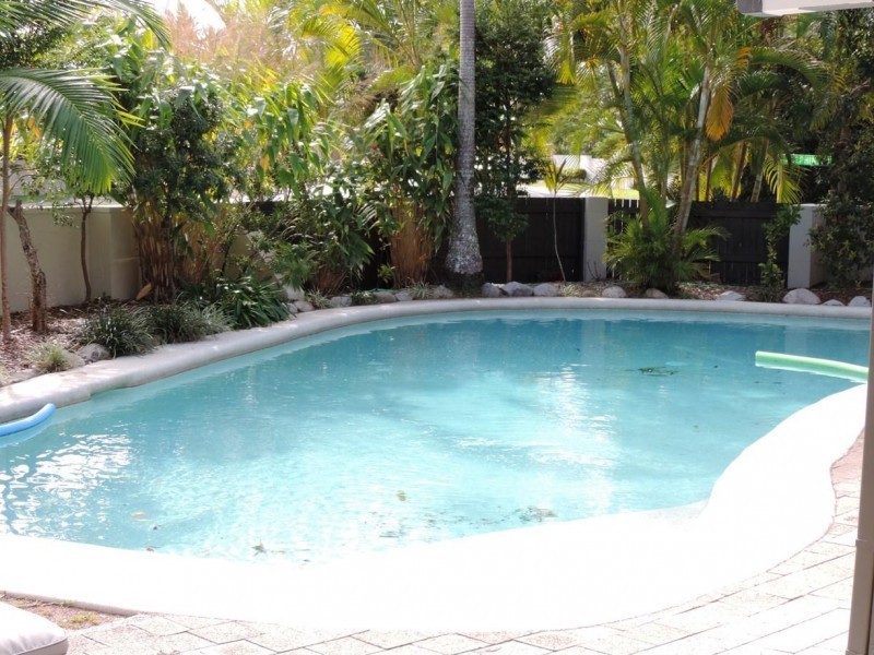 12/2-4 Dolphin Crescent, Noosa Heads QLD 4567