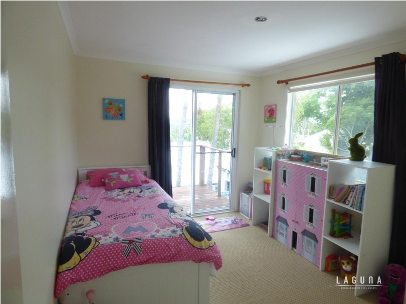 3 Defender Court, Sunrise Beach QLD 4567