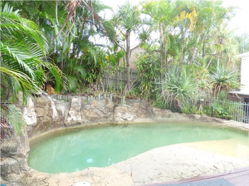 3 Defender Court, Sunrise Beach QLD 4567